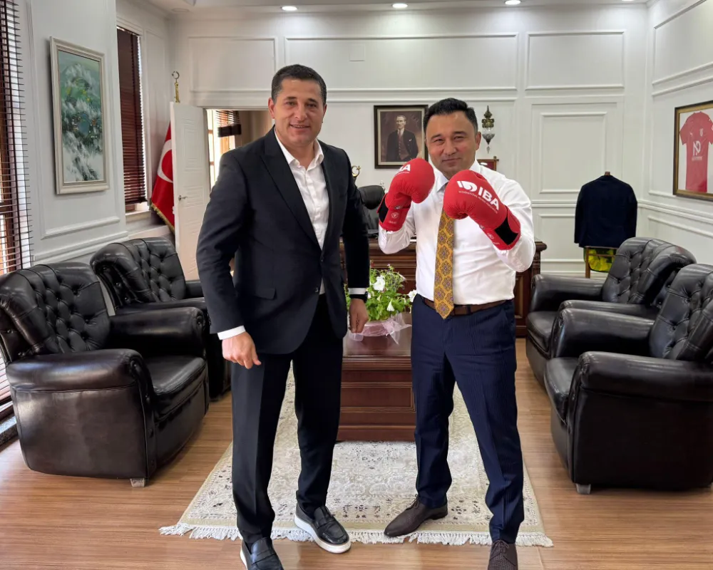 KAYMAKAM CANKATAR’A BOKS JESTİ