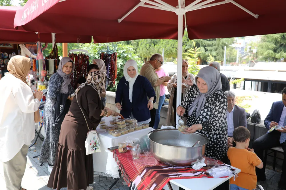 KADIN KOOPERATİFİNDEN AŞURE İKRAMI