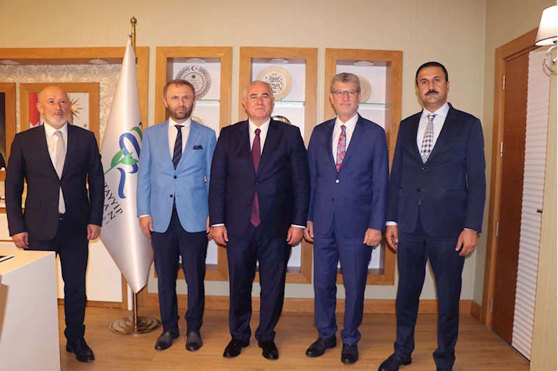 Kamu Başdenetçisi Akarca, "Ombudsman Rizelilerle Buluşuyor" programında konuştu: