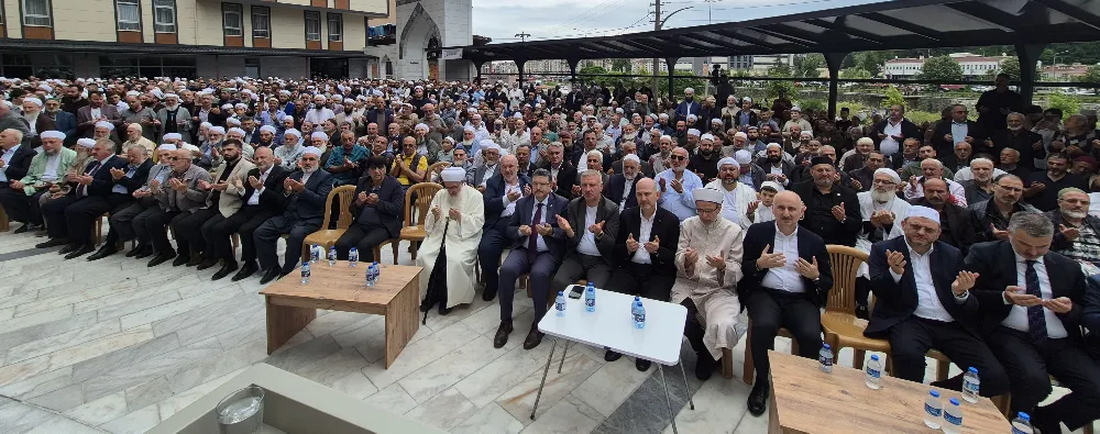 OF’TA MAHMUD EFENDİ KÜLLİYESİ AÇILDI
