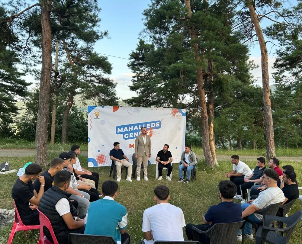 GENÇLİK MAHALLEDE BULUŞTU