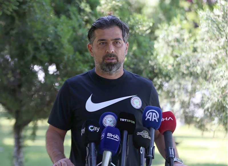 Çaykur Rizespor Teknik Direktörü İlhan Palut, sezon hazırlıklarını değerlendirdi: