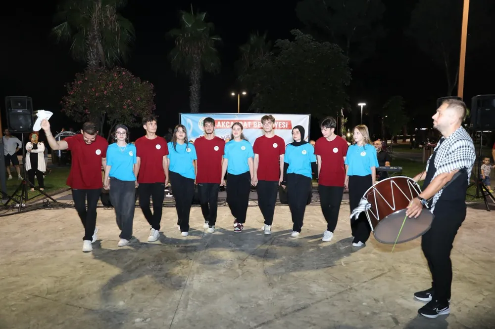AKÇAABAT’TA TÜRKÜ GECESİ