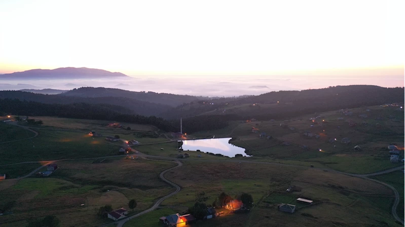 Hırsafa Yaylası gün batımında görülmeye değer manzaralar sunuyor
