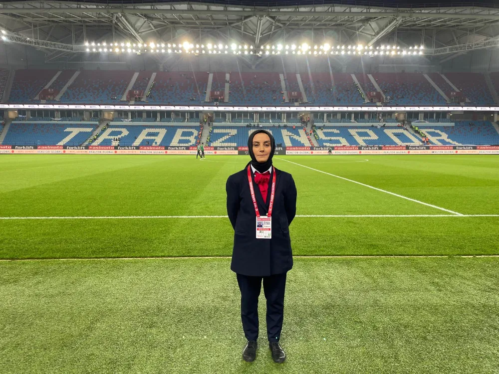 SÜPER LİG’DE AKÇAABATLI BİR KADIN