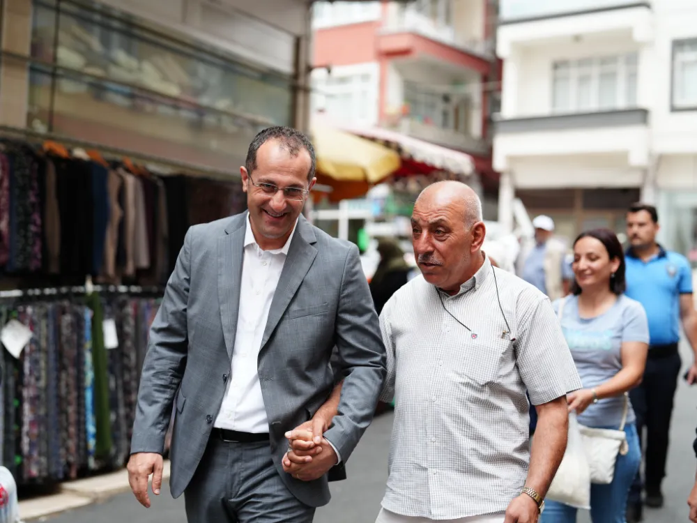 HALKLA İÇ İÇE MESAİSİNİ SÜRDÜRDÜ