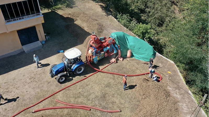 Patozcu baba kız, fındık hasadı döneminde yoğun mesaide