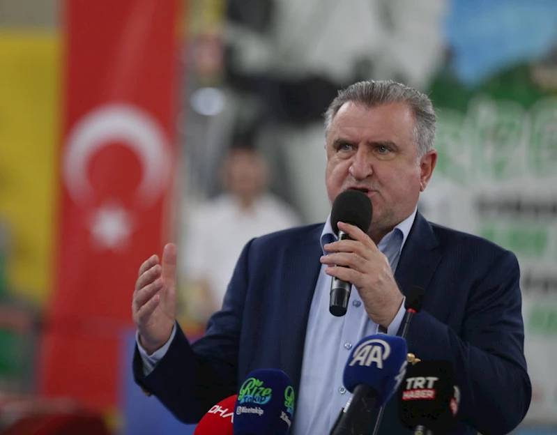 Gençlik ve Spor Bakanı Osman Aşkın Bak, Karadeniz-Hazar Ülkeleri Karate Şampiyonası