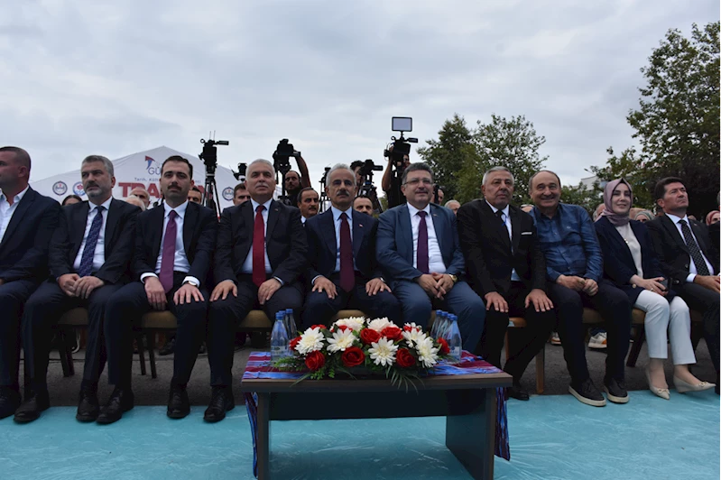 Ulaştırma ve Altyapı Bakanı Uraloğlu, Trabzon Günleri'nin açılışına katıldı