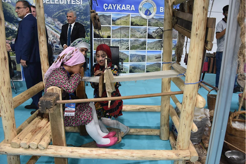 Ulaştırma ve Altyapı Bakanı Uraloğlu, Trabzon Günleri'nin açılışına katıldı