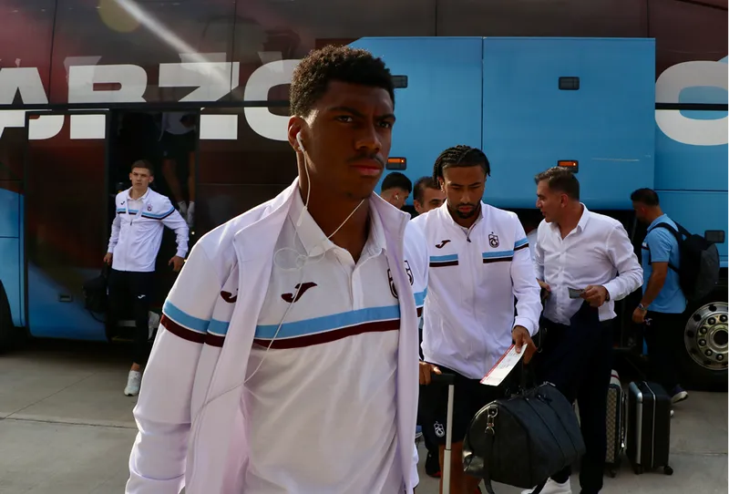 Trabzonspor kafilesi, İstanbul'a gitti