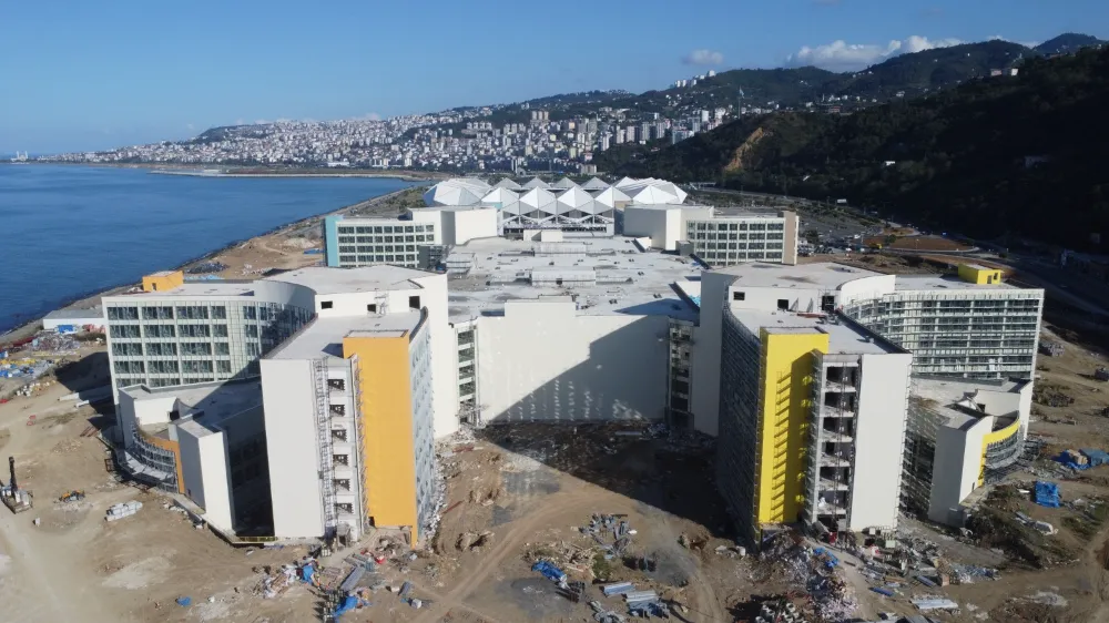 ŞEHİR HASTANESİ 2026 YAZINDA AÇILIYOR