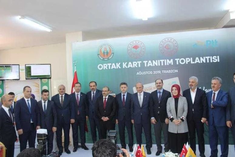‘Tarım Kredi Ortak Kart Projesi’nin ilk uygulaması Akçaabat’ta yapıldı...    Bakan’dan ortak kart
